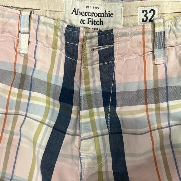 Abercrombie & Fitch Mens shorts - Picture 2 of 5